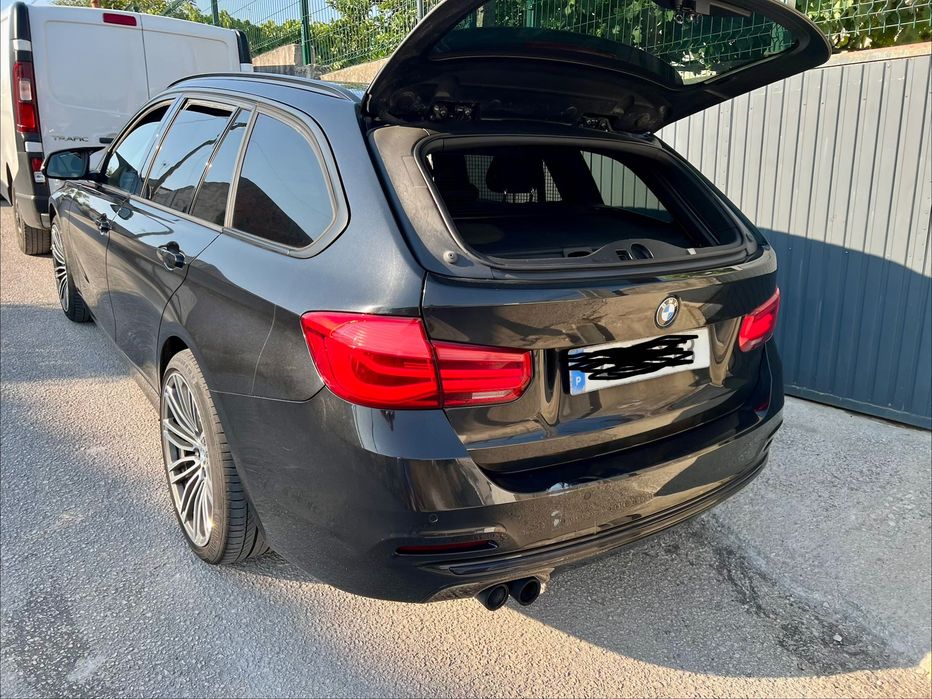 Bmw 320 pak M interior