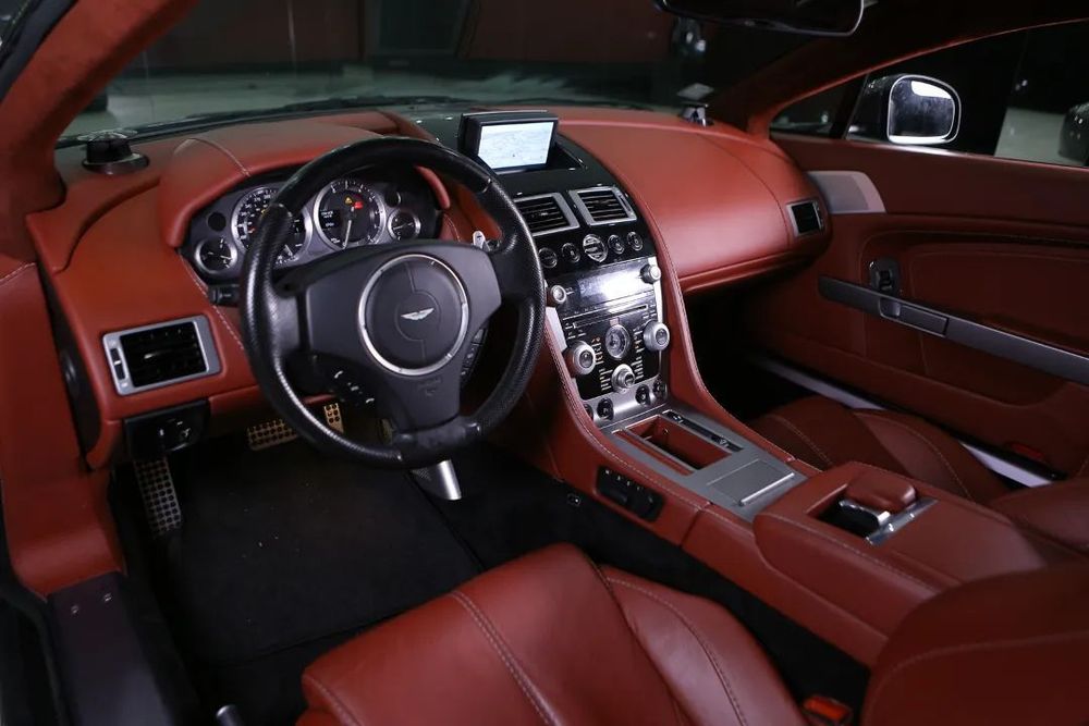Aston Martin Vantage Coupe V8 Sportshift