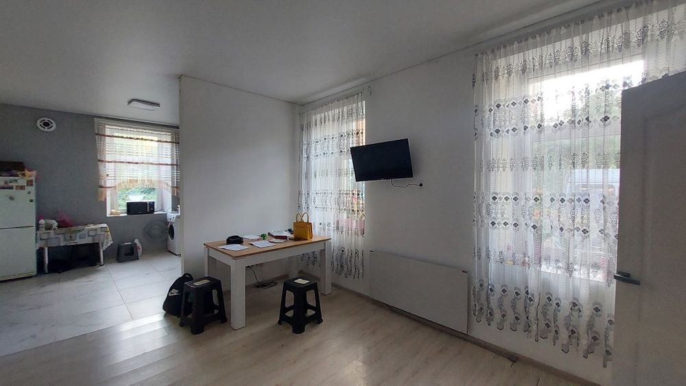 Продам 2-кімнатну квартиру. Вул.Вірменська,80.