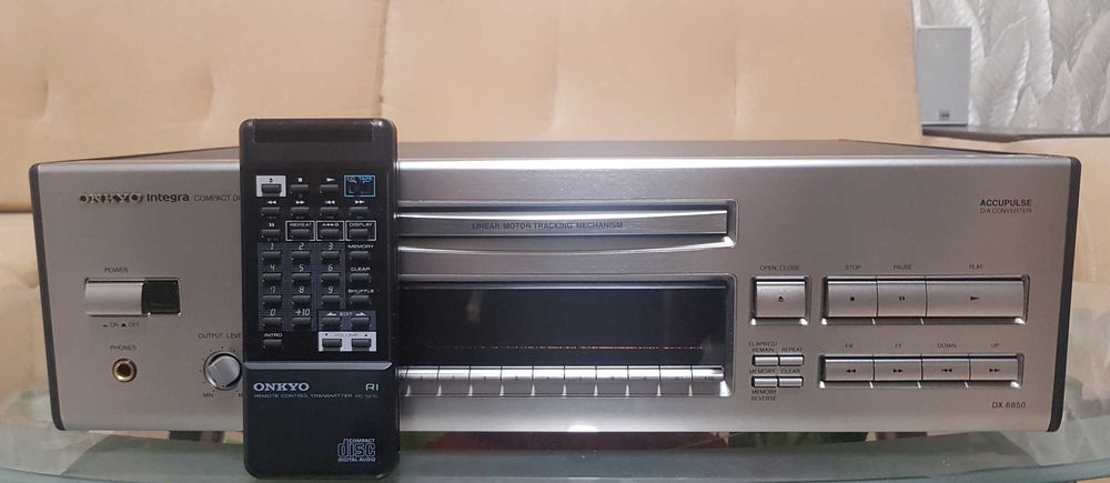CD проигрыватель Onkyo Integra DX-6850/Silver/ Optical made in Japan