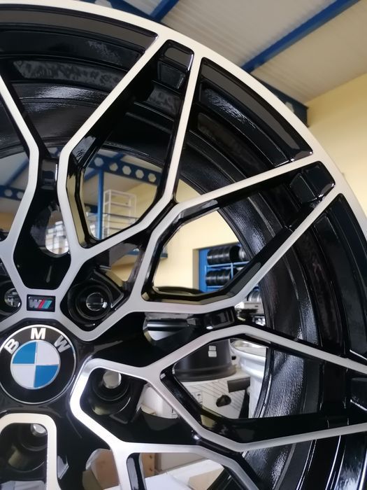 Felgi aluminiowe BMW dwie szerokości 8,0 9,0 5x112