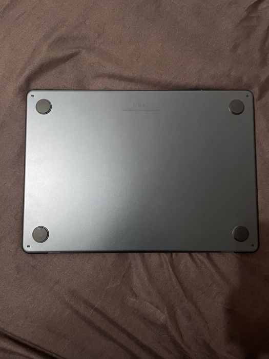 Macbook M4 Air 16GB/256gb SSD 13”