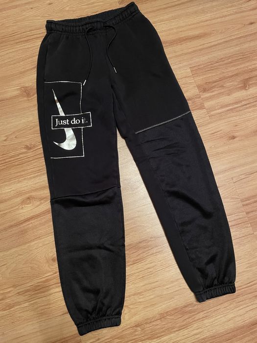 Nike spodnie dresowe damskie czarne XS