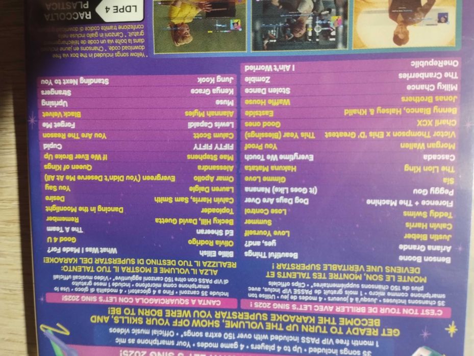 Let's Sing 2025 + Microfones [Nintendo Switch]