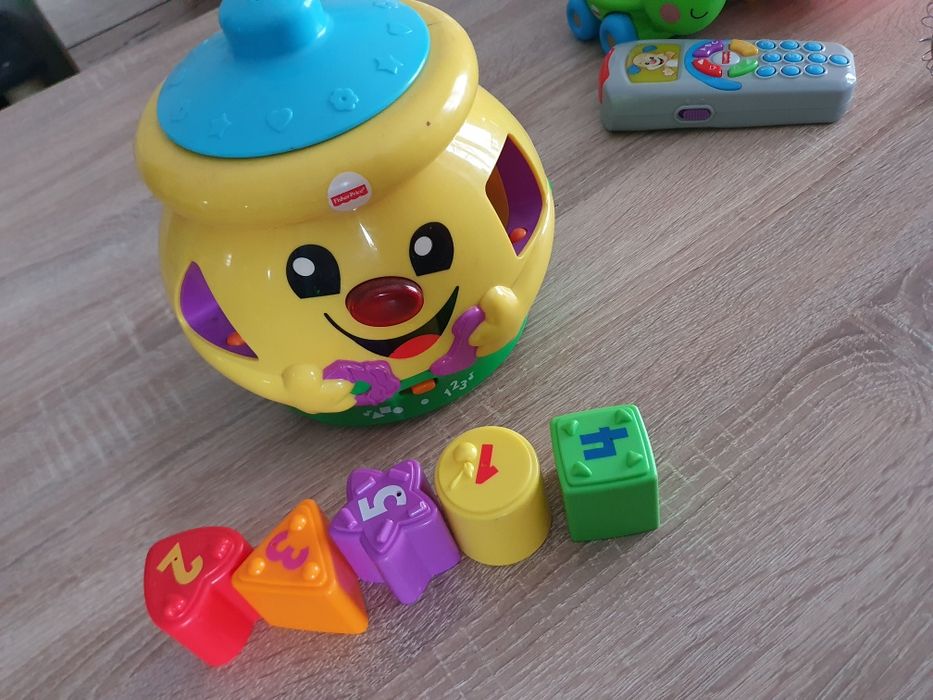 Fisher Price Garnuszek na klocuszek