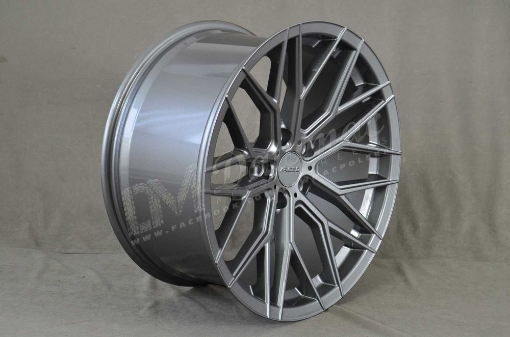 Felgi Arceo Valencia 19" 9,5J ET40 5x114,3 Titan