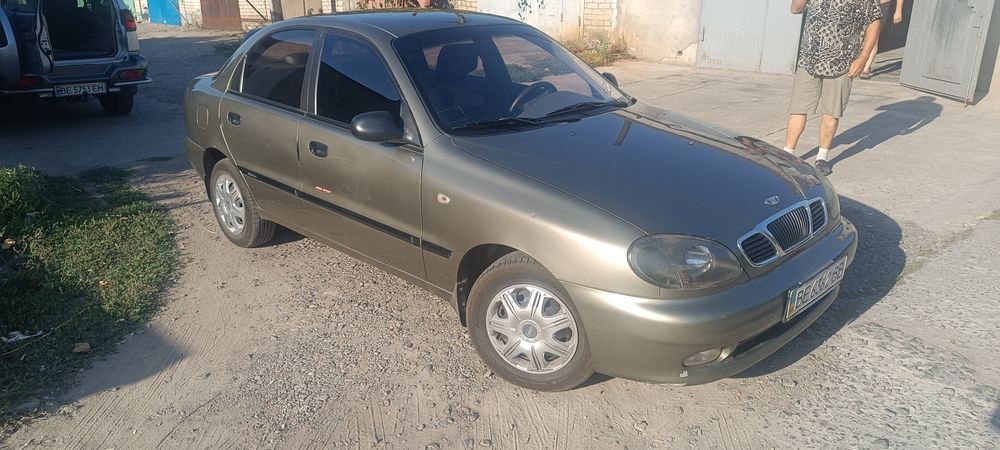 продам автомобіль daewoo sens