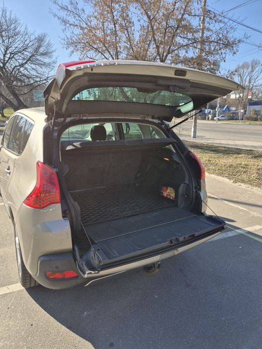 Продаю Peugeot 3008 2.0HDi, 2012  АКПП Aisin