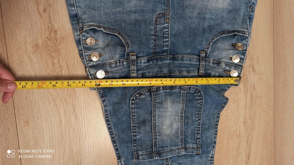 Ogrodniczki jeansowe, krótkie spodenki rozmiar S