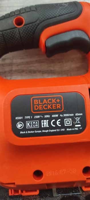 Wyrzynarka Black & Decker 400 w .Nova