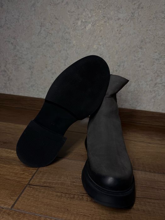 Зимове взуття 39 розмір