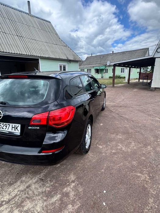 Opel Astra IV покоління/J