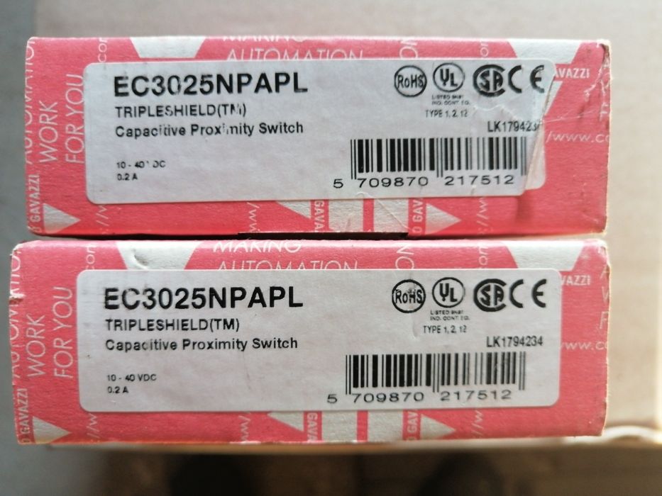 Ёмкостный датчик EC3025NPAPL