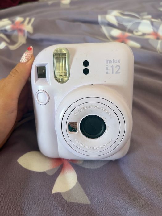 Máquina Fotográfica Instantânea FUJIFILM Instax Mini 12 Roxo