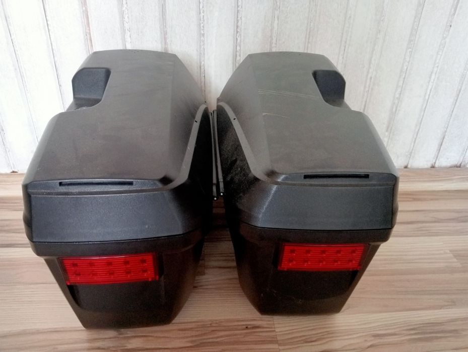 Motocykl sportowo-turystyczny