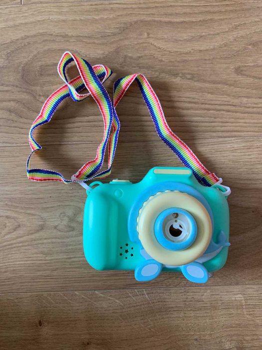 Фотоапарат генератор для мильних бульбашок