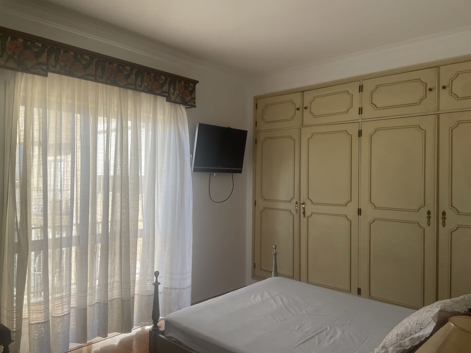 Aluguer quartos apartamento T5