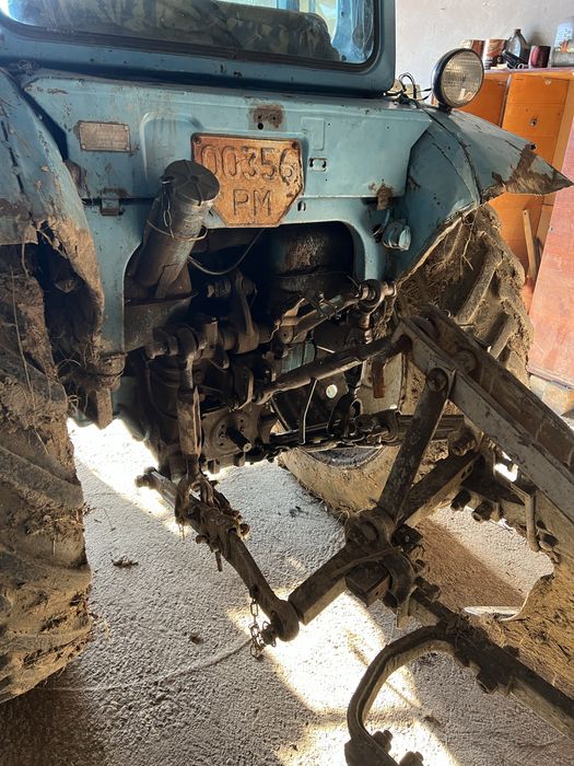 Продам  робочого  МТЗ 82