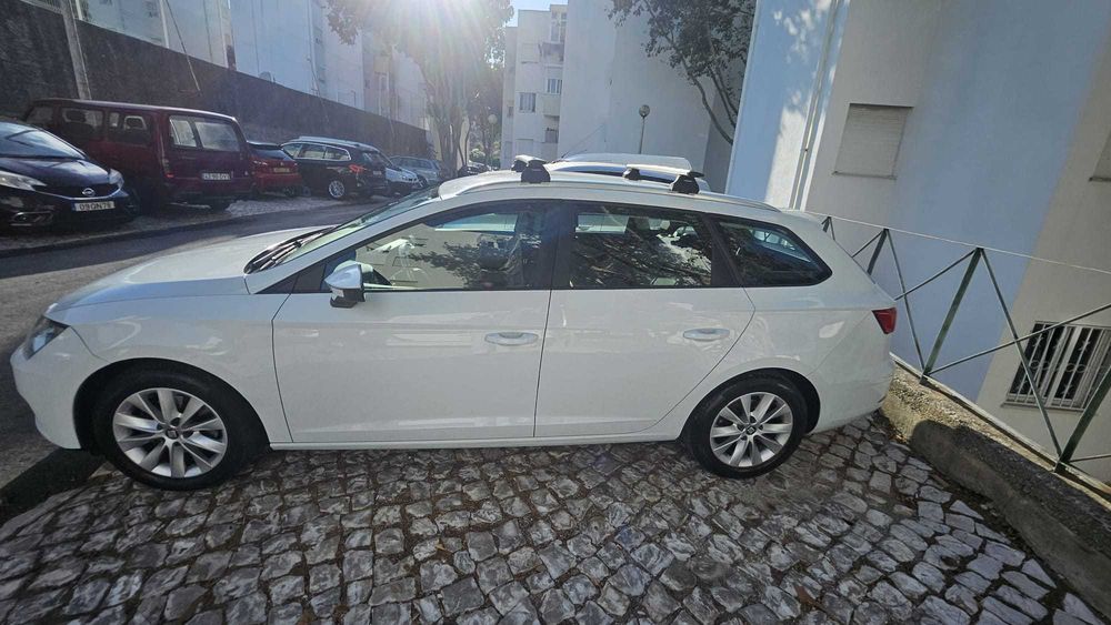 Seat Leon carrinha 2017 semi-novo
