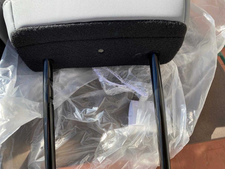 Encostos Cabeça Citroen C4 Max NOVOS - 2 unidades
