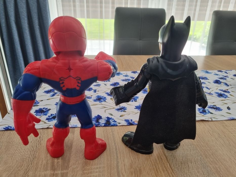 Figurki Batman i Spiderman