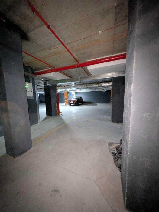 Продаж Паркомісця в ЖК Липки