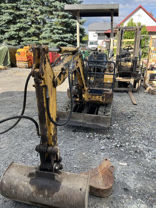 Minikoparka KOMATSU PC-05 . 1300 kg
