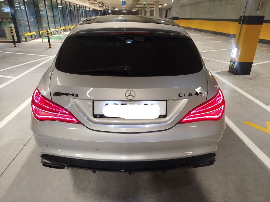 Mercedes-Benz CLA 45 AMG — fotografia 4