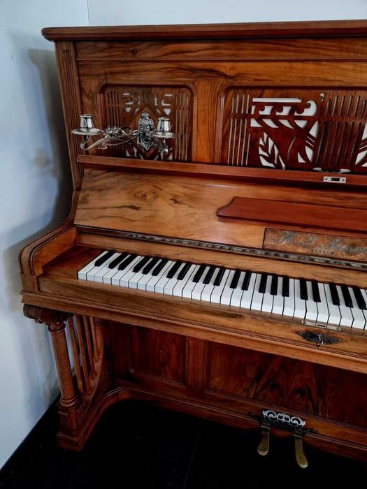 Pianino H.S. Riisnaes, Bergen 137cm politura KONCERTOWE UNIKATOWE