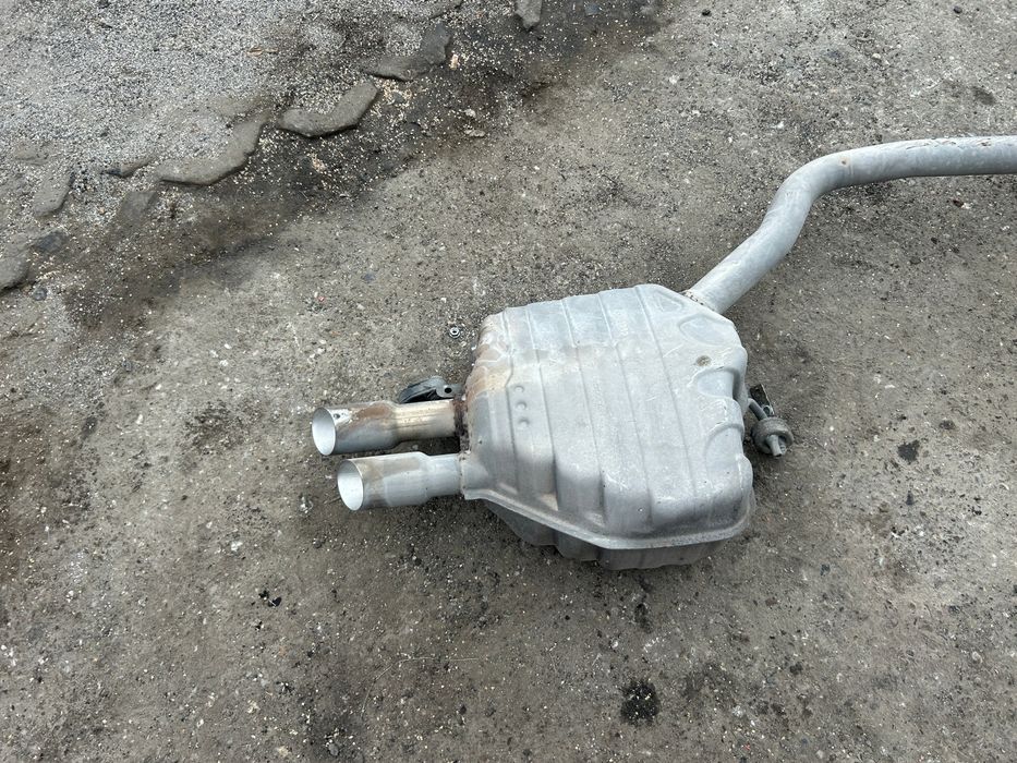 audi a4 b8 kombi 2,0 tdi tłumik wydech