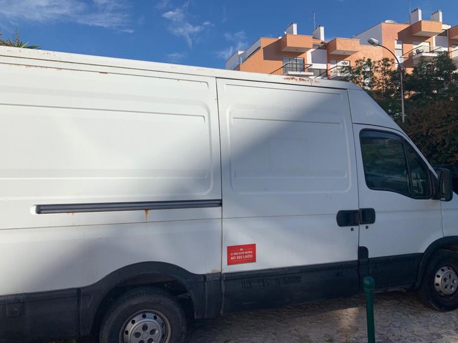 Transporte / Mudanças / Frete /  Aluguer de Carrinha COM Motorista