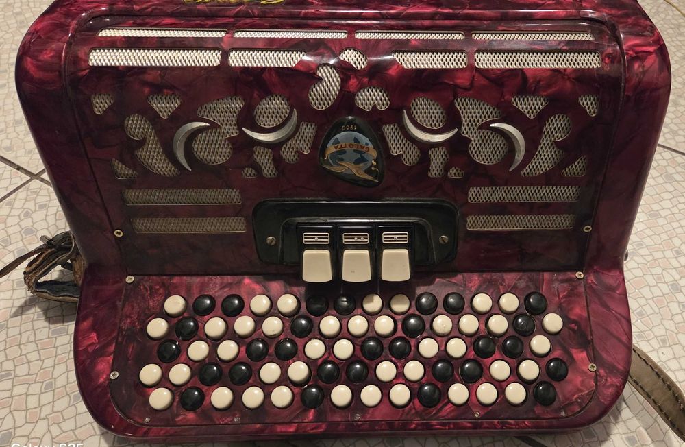 Akordeon Bajan Galotta guzikowy oryginał