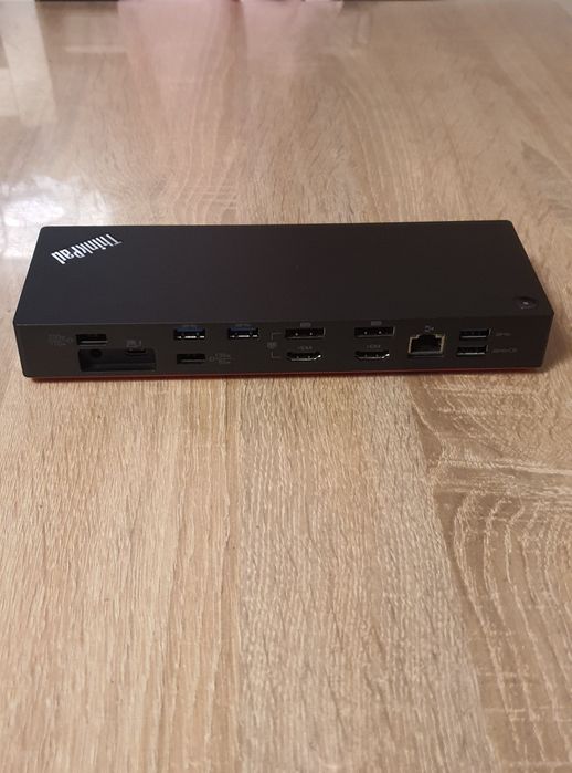 Stacja dokujaca Lenovo ThingPad Thunderbolt 3 Workstation Dock Gen 2