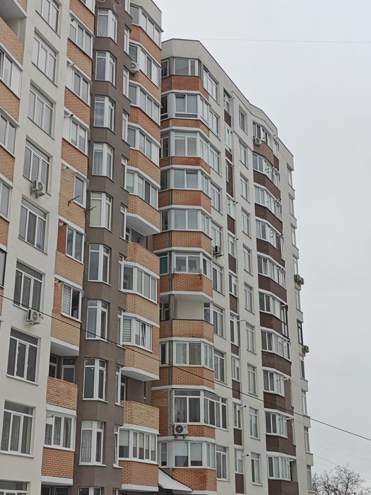 Продаж 2 к. ВИГІДНА ЦІНА. Район Дружба