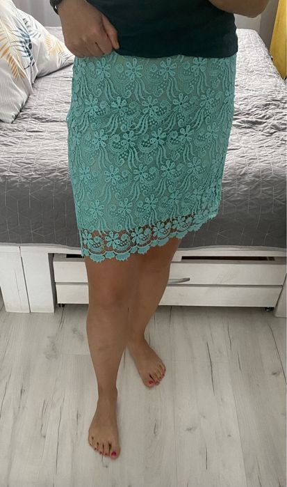 Miętowa koronkowa spódnica damska 38 M