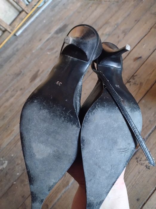 Buty rozmiar 39.