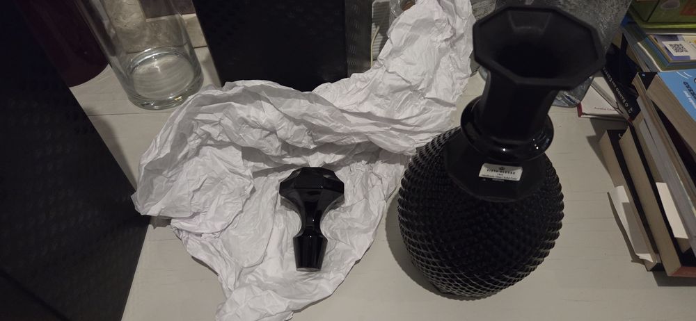 Garrafa de vinhoBicos  Preto Matte Vista Alegre