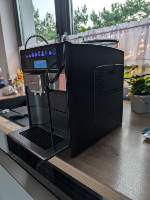 Siemens EQ.6 plus s 500 . Ekspres do kawy po naprawie serwisowej
