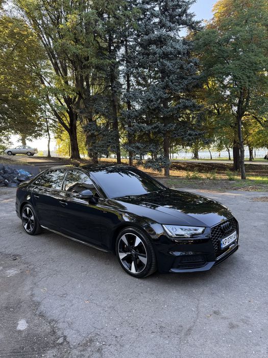 Audi A4 2016 VIN WAUENAF44HN039046 фото оголошення 2 з 24