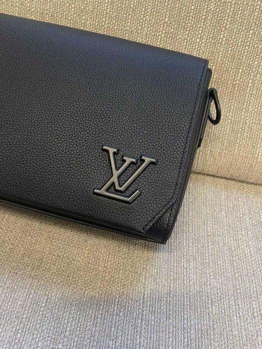 Сумочка Louis Vuitton, мужская