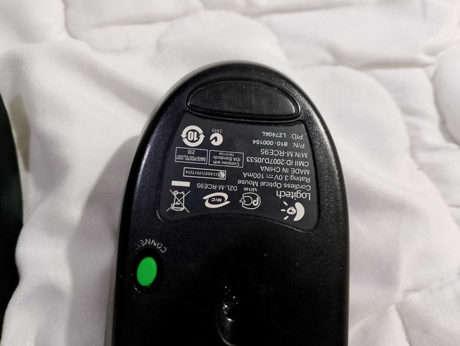 Бездротова оптична мишa logitech