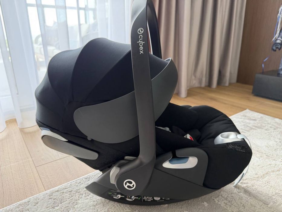 Cybex Cloud T i-Size Plus