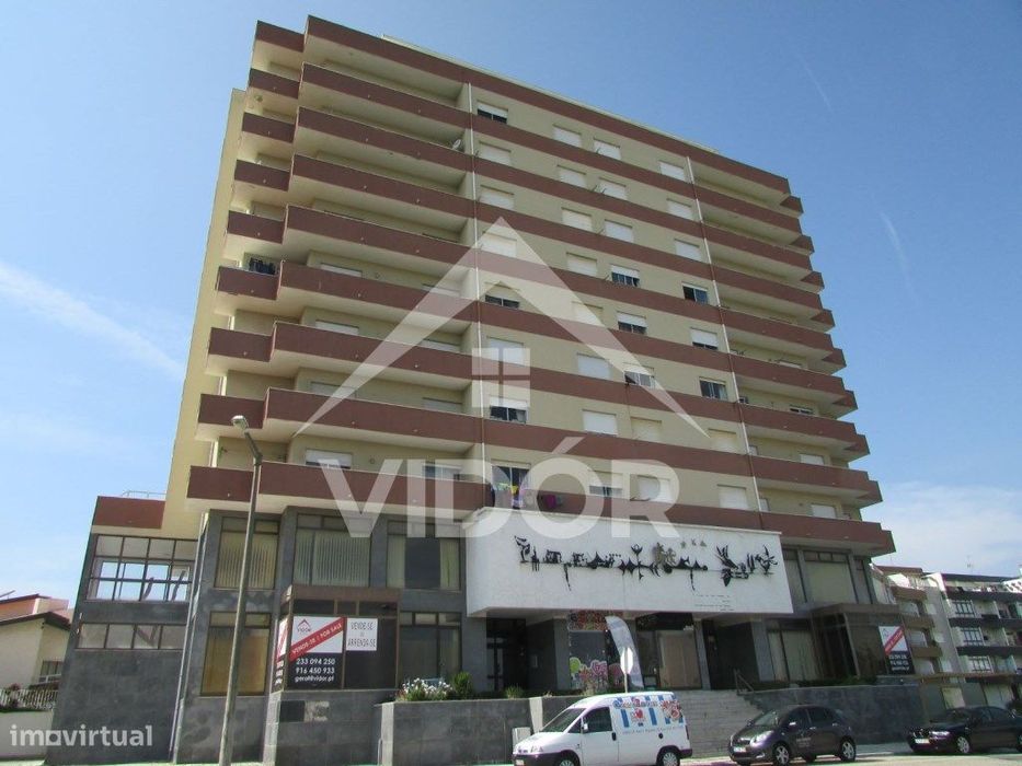 Espaço Comercial - Escritórios com 15 salas - Centro Figueira da Foz