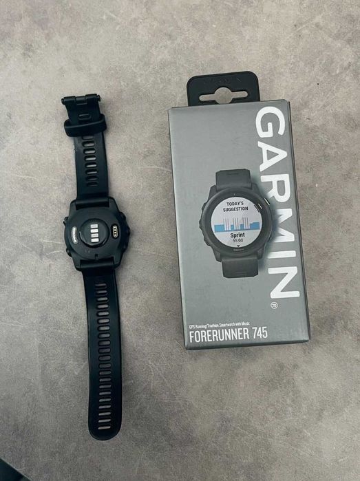 Garmin Forerunner 745 GPS