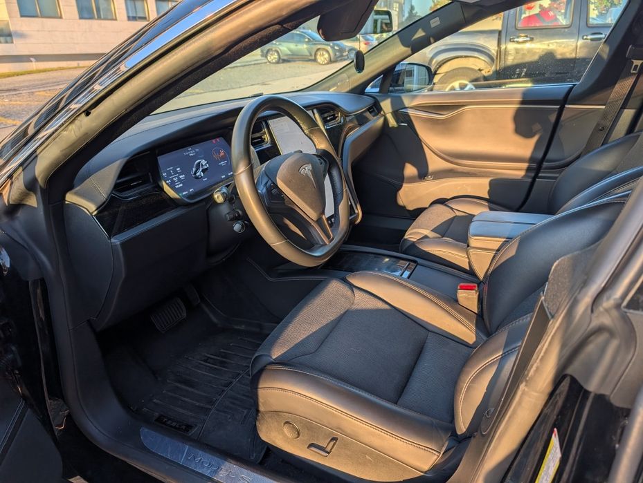 Tesla model s 75 D