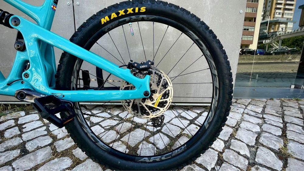 Yeti SB165 Enduro/Freeride/Downhill (Tamanho M)