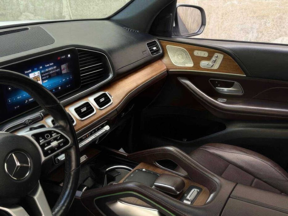 Mercedes-Benz  GLS 450      2021