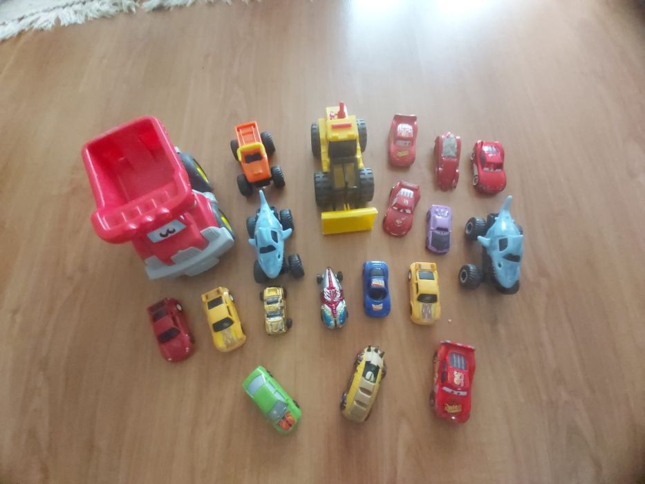 Tapete carrinhos / camião plastico para criança