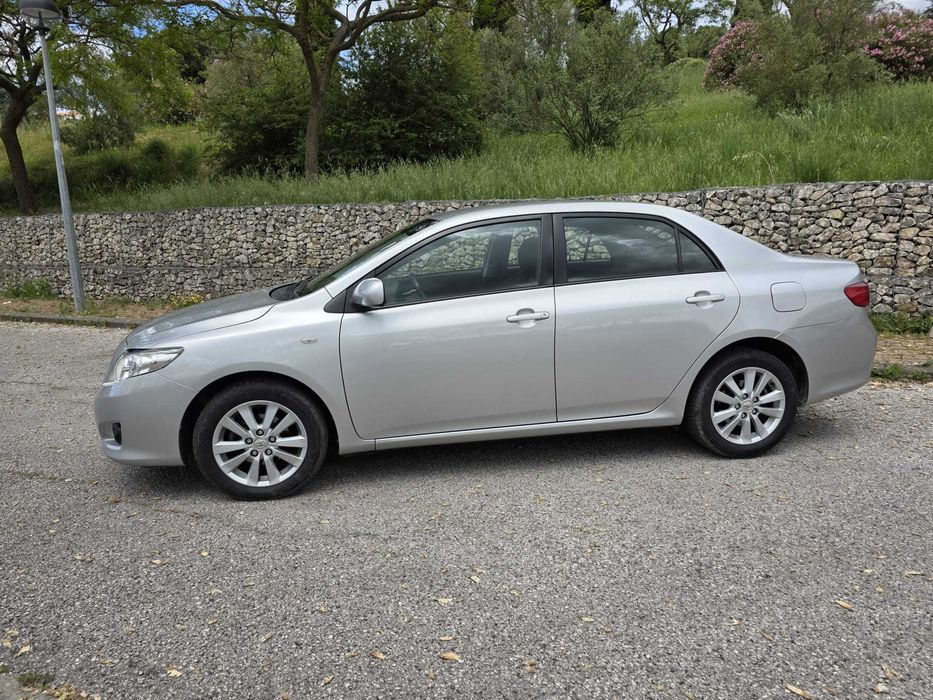 Toyota Corolla D4D 2008 | 1 Dono | Impecável