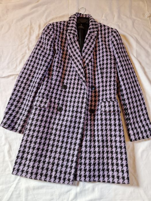 Blazer/Sobretudo xadrez roxo e preto Stradivarius Tamanho S